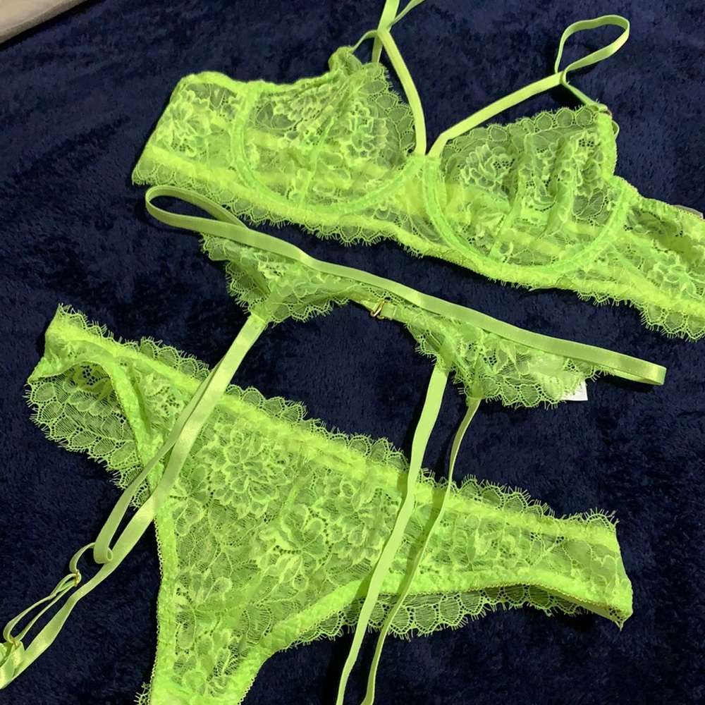 3pc set lace lingerie